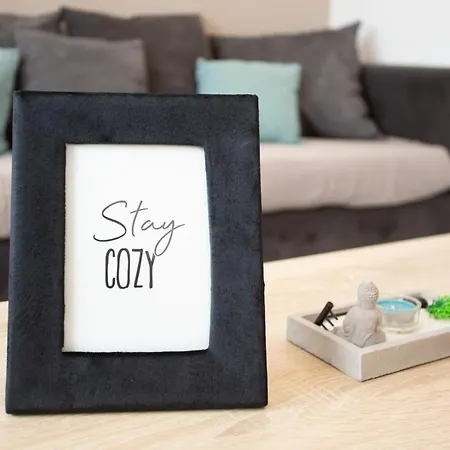 Maison 3 Min Zenith Et Stade - Parking, Wifi, Check-in Autonome 度假居